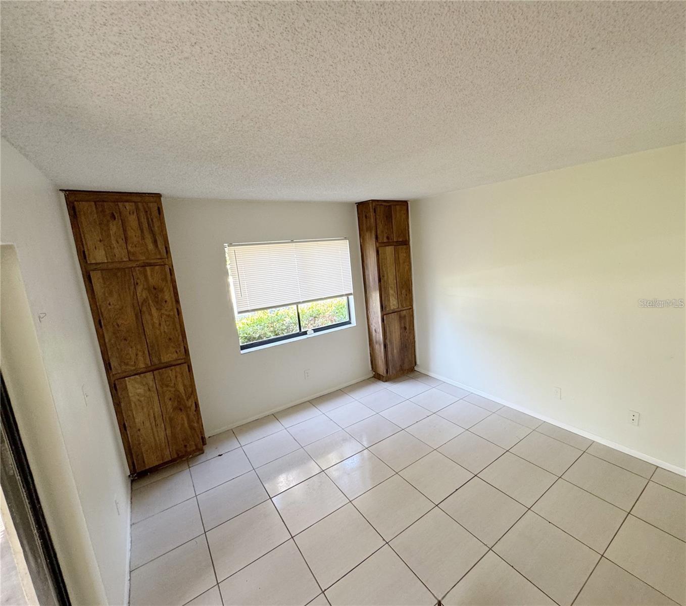 FOX CHASE WEST CONDO - Residential