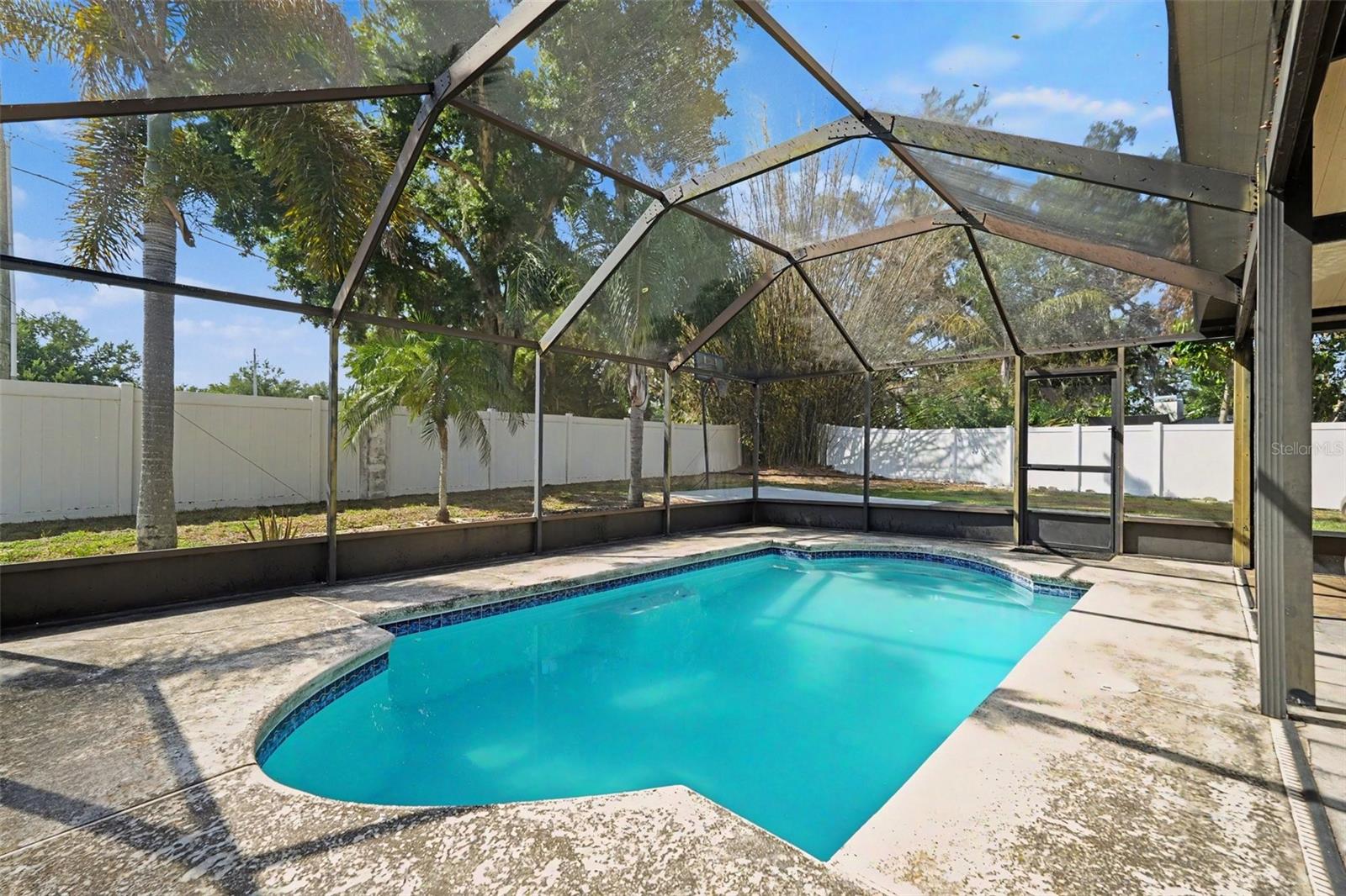 1714 LARABIE COURT