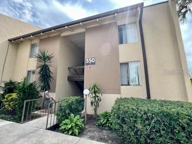 Welcome to this one bedroom one bathroom fully furnished condo overlooking lake Orienta. stunning water views with private lake access. solid wood kitchen cabinets, solid surface counters. all appliances included. No carpet. Great storage and ample space for entertaining. 3 pools, laundry facility, private boat ramp, sand volleyball court, tennis court, fishing pier, lakeside bbq area & gazebo. club house for gatherings.