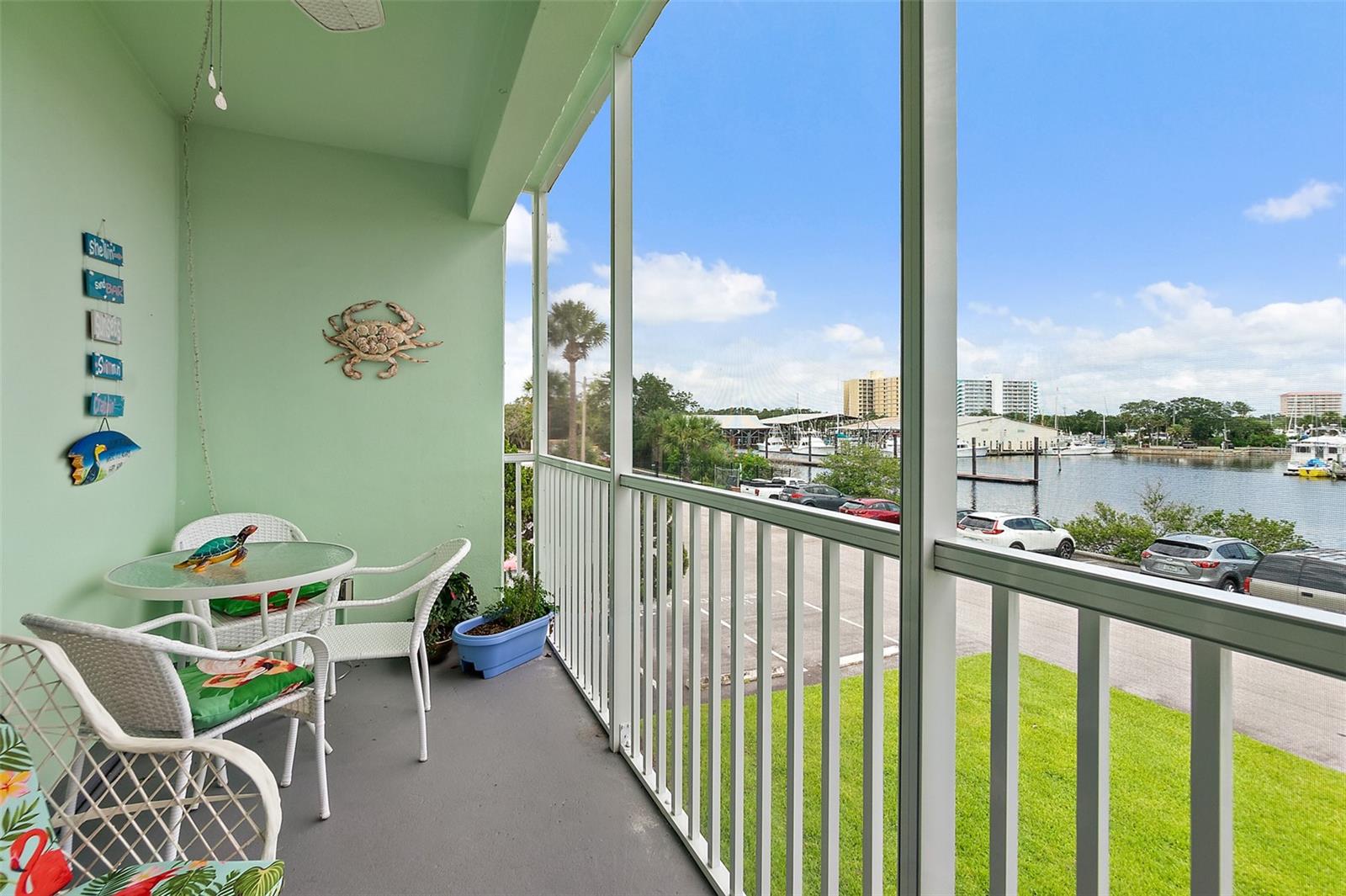 RIVER HOUSE - Residential