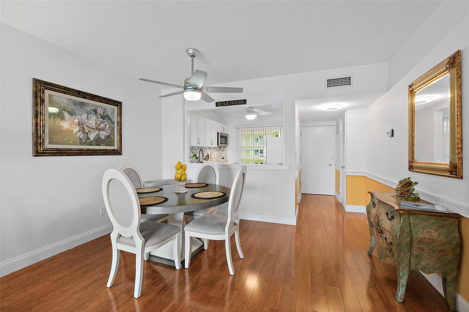 RIVER HOUSE - Residential