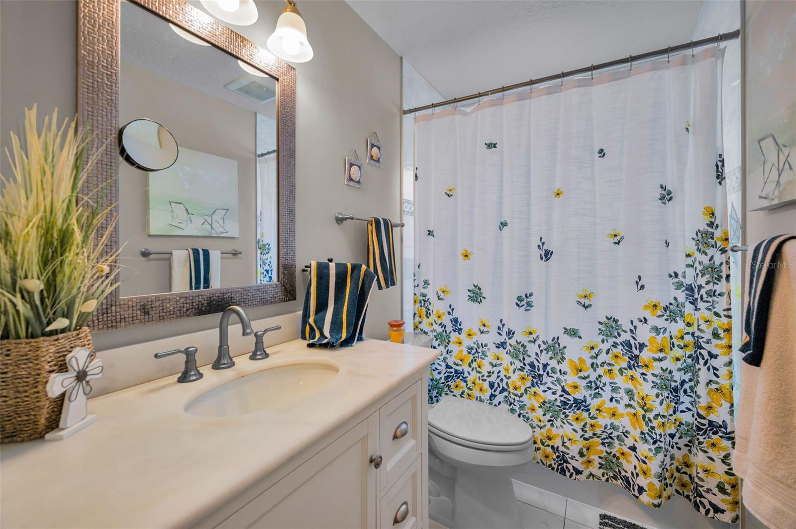 SIENNA WOODS - Residential