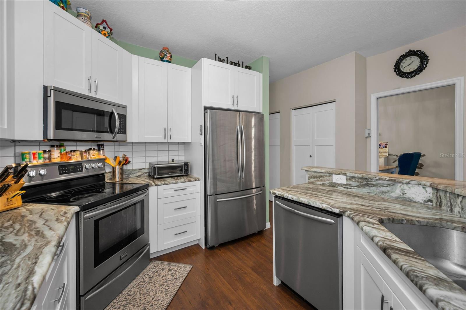 SIENNA WOODS - Residential