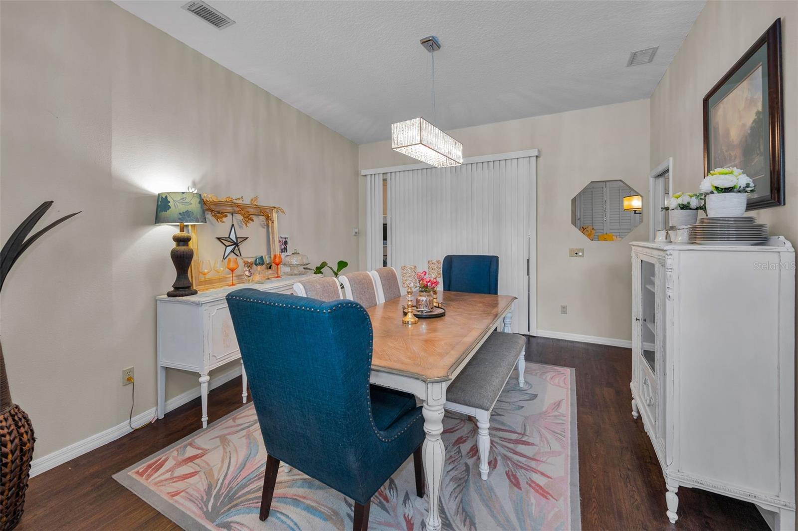 SIENNA WOODS - Residential