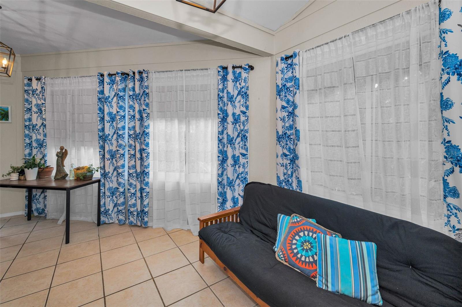 SIENNA WOODS - Residential