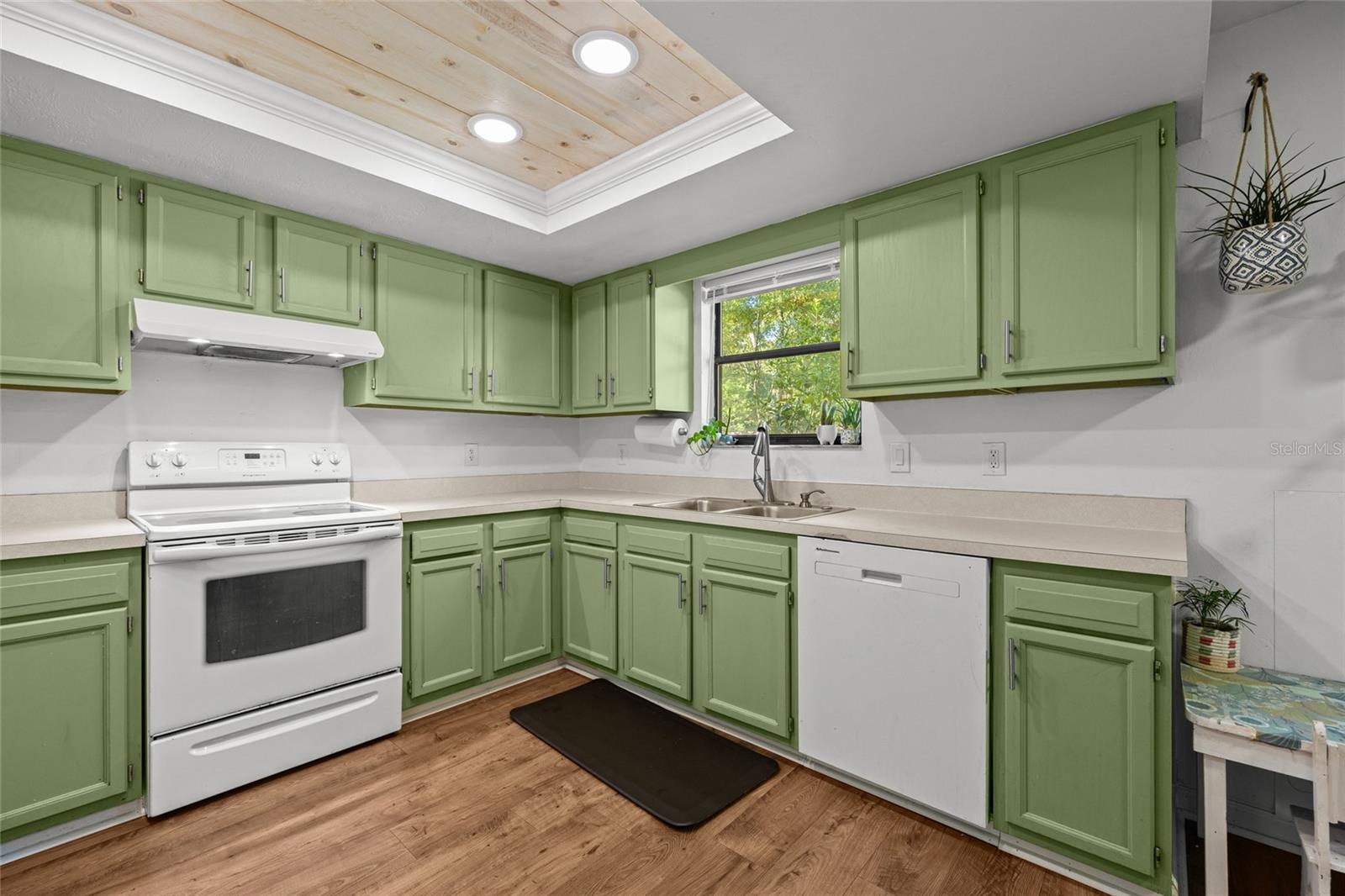 GAINESVILLE TOWN OF PINE PARK - Residential