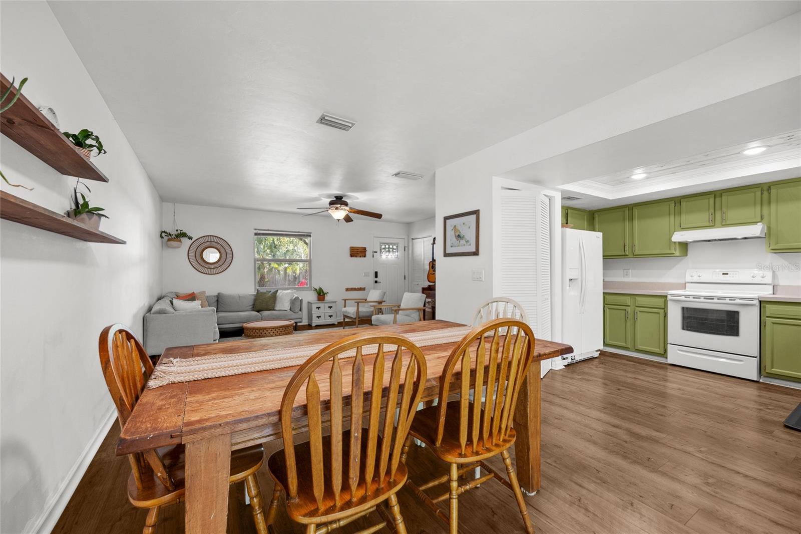 GAINESVILLE TOWN OF PINE PARK - Residential