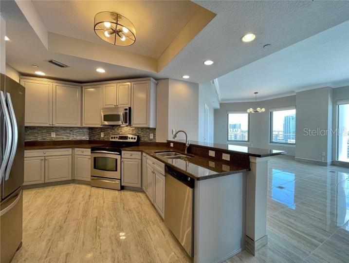 TOWERS OF CHANNELSIDE CONDOMIN - Residential Lease
