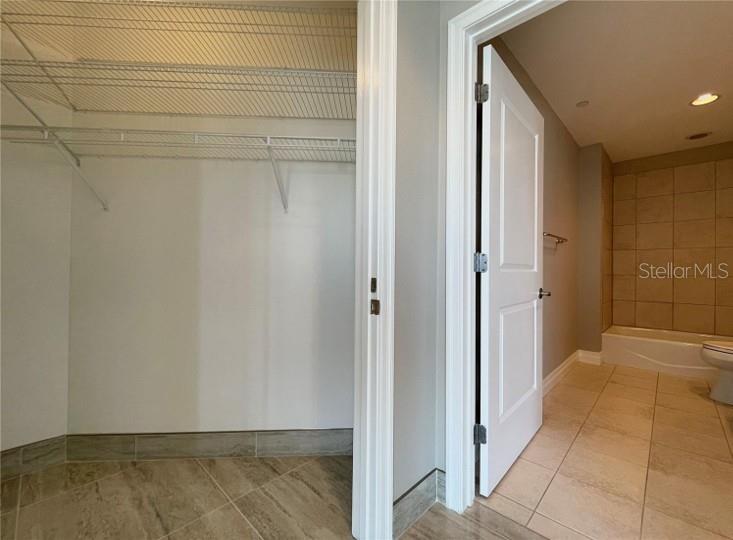 TOWERS OF CHANNELSIDE CONDOMIN - Residential Lease