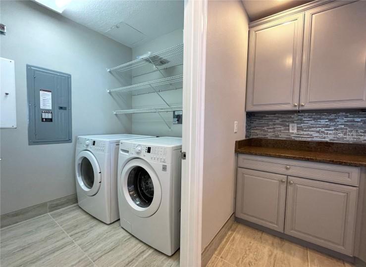 TOWERS OF CHANNELSIDE CONDOMIN - Residential Lease