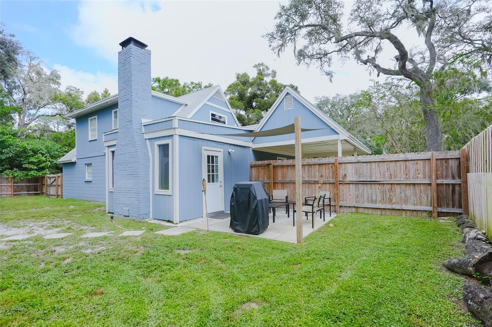 16606 FOREST PARK DRIVE