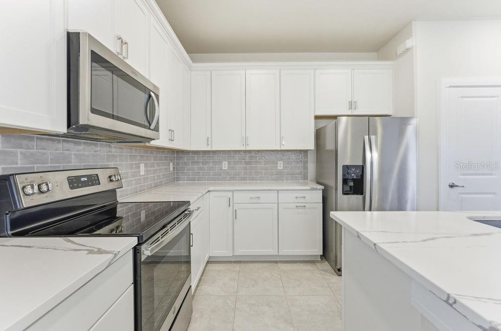 ISLES/LK NONA PH 3A - Residential Lease