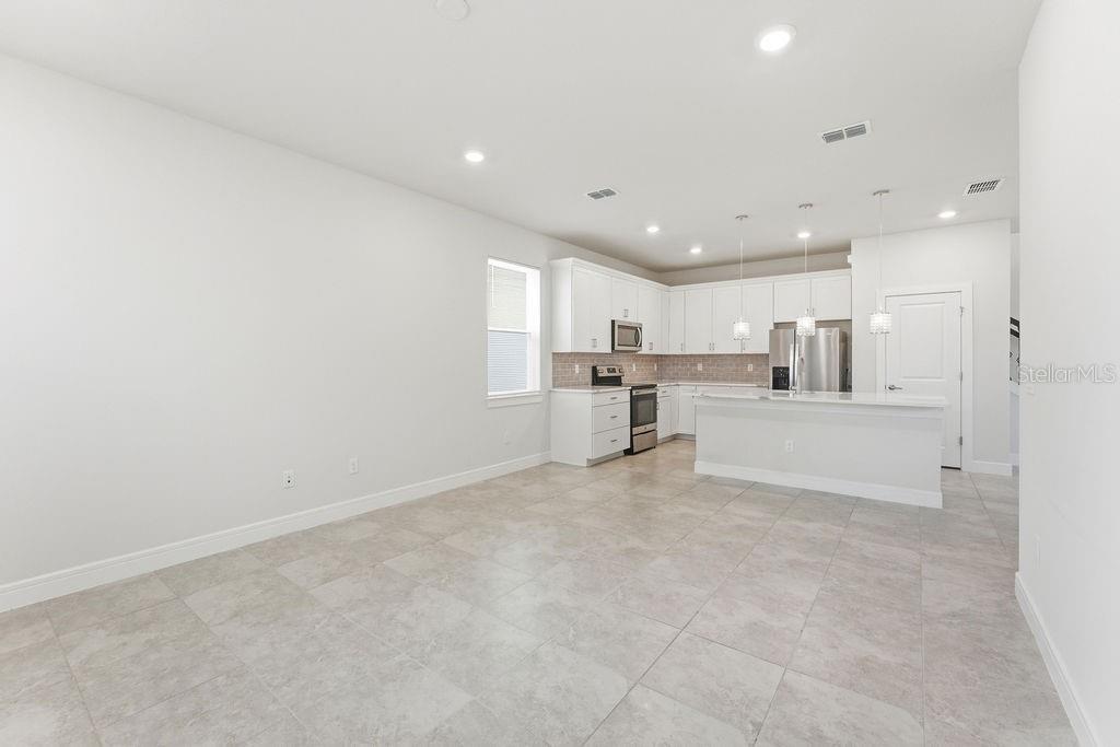 ISLES/LK NONA PH 3A - Residential Lease