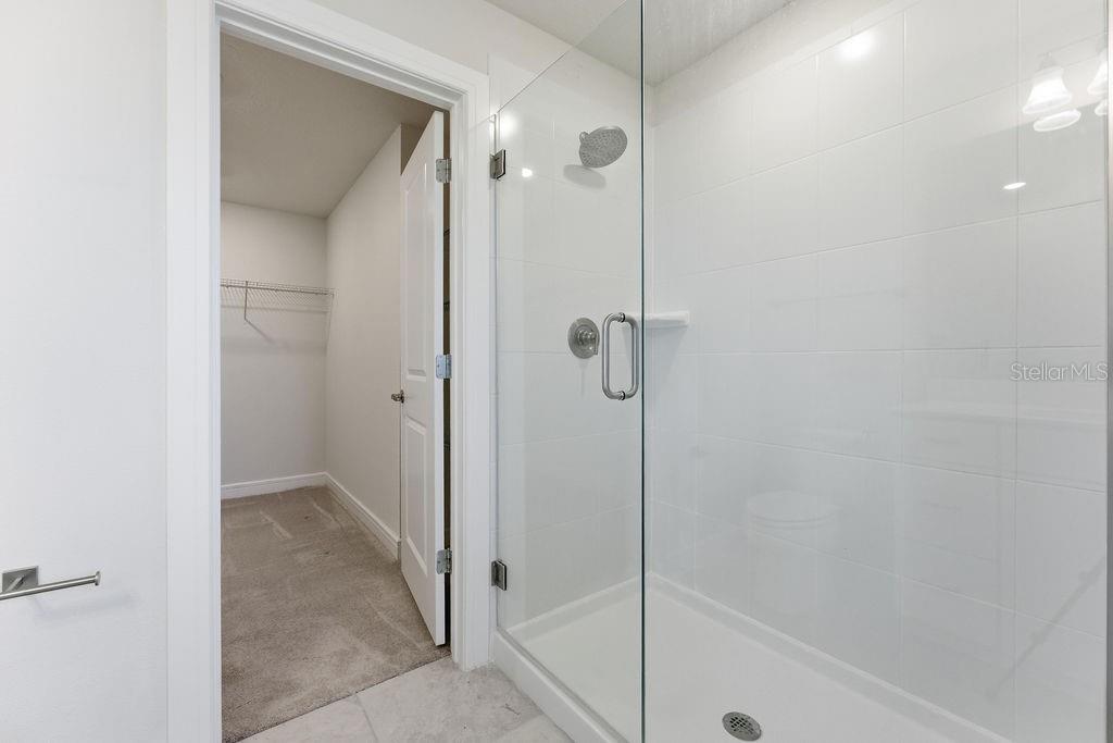 ISLES/LK NONA PH 3A - Residential Lease