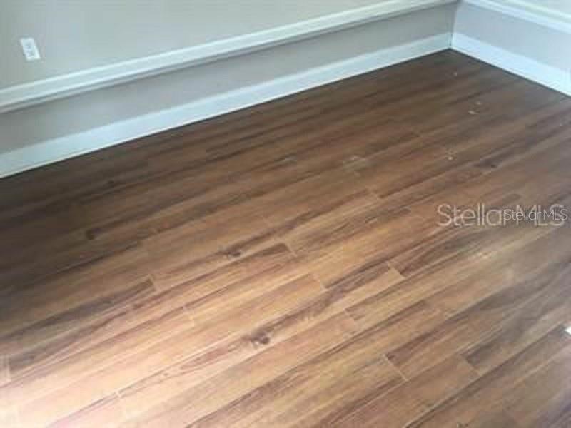 BEACON SQUARE - Residential Lease