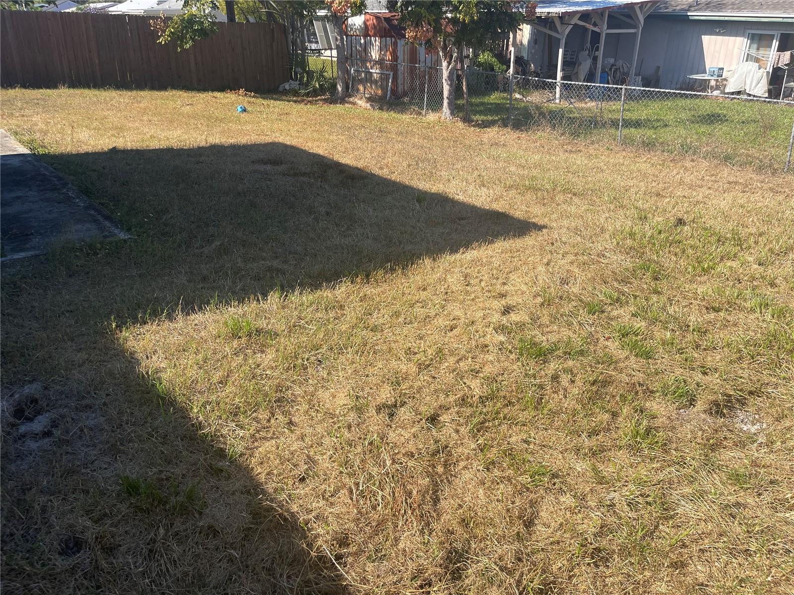 BEACON SQUARE - Residential Lease