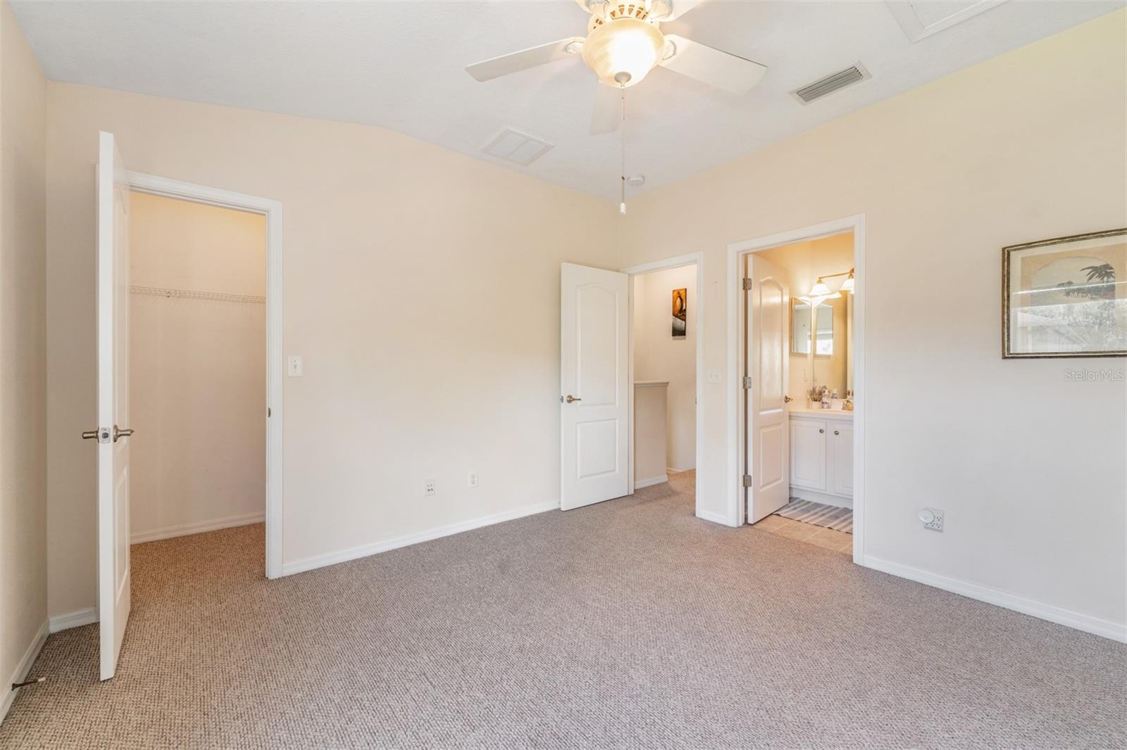 FISHHAWK RANCH TWNHMS PH - Residential