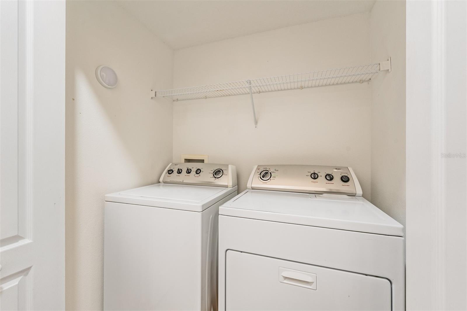 FISHHAWK RANCH TWNHMS PH - Residential