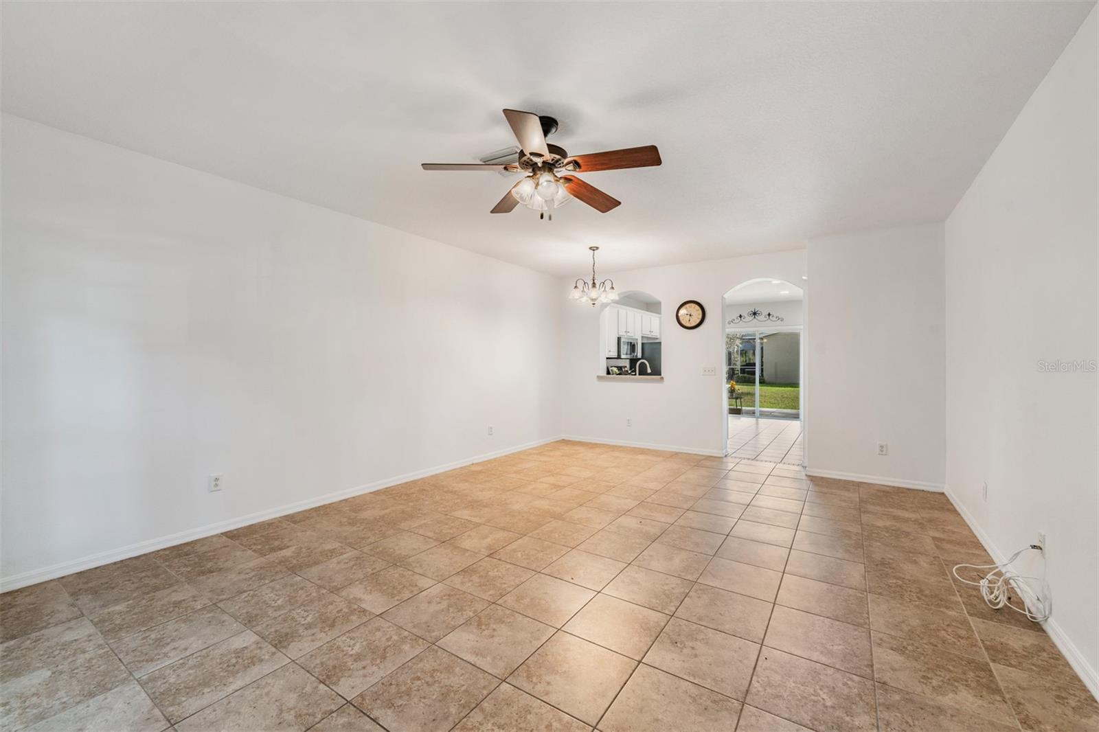 FISHHAWK RANCH TWNHMS PH - Residential