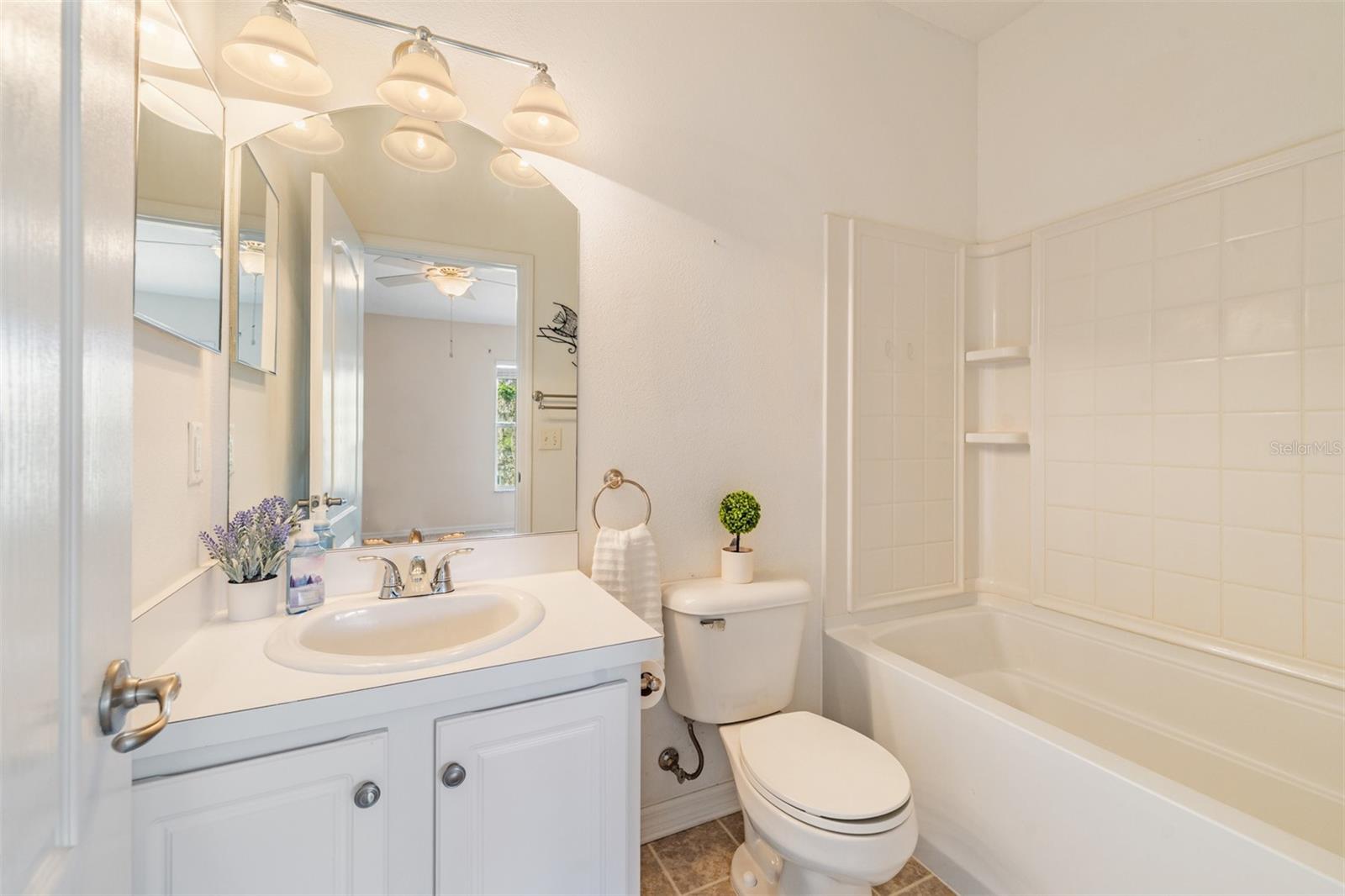 FISHHAWK RANCH TWNHMS PH - Residential