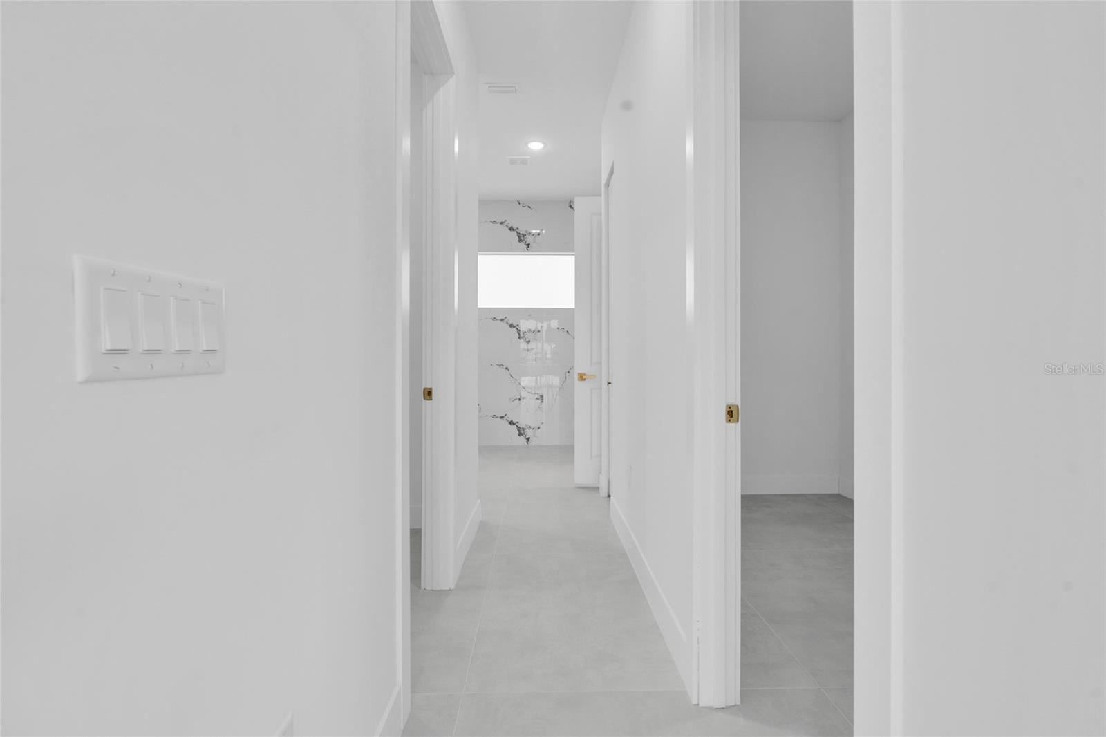 ROTONDA WEST PINE VLY - Residential