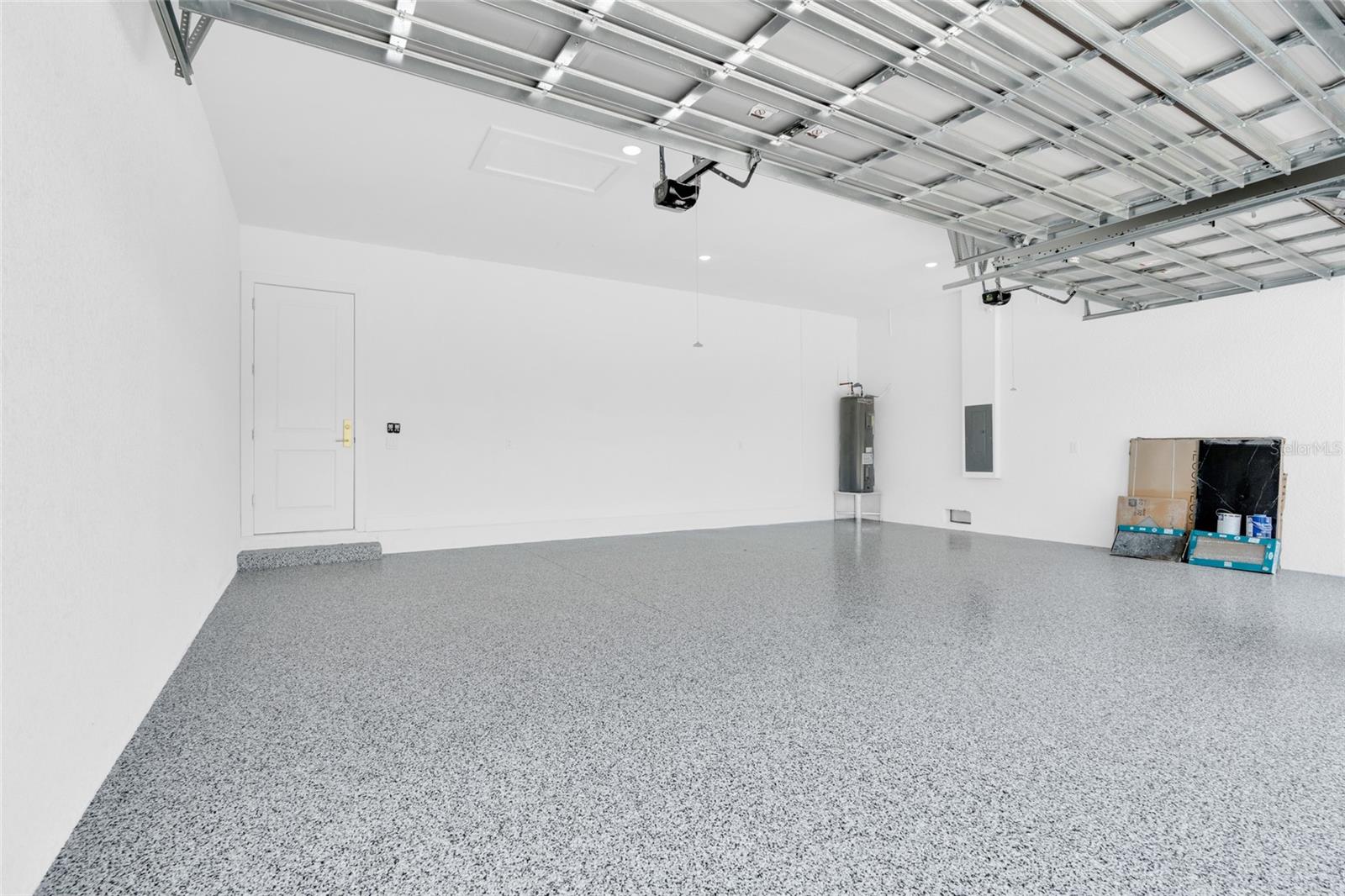 ROTONDA WEST PINE VLY - Residential