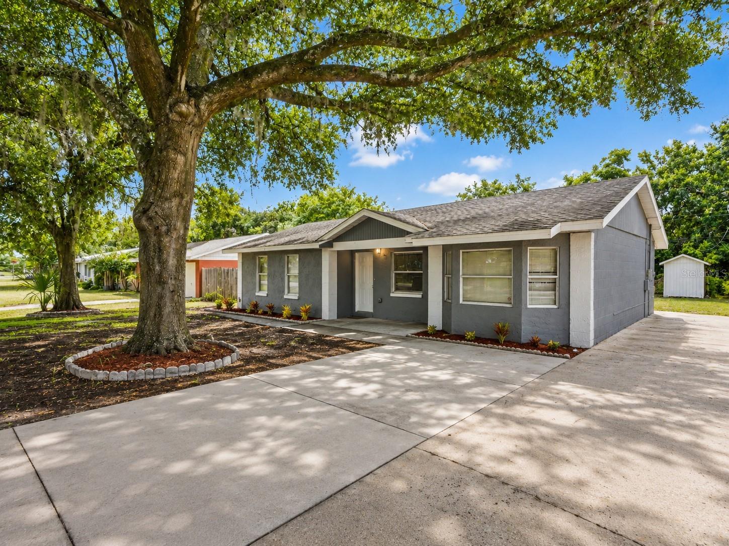 4042 HOMESTEAD DRIVE