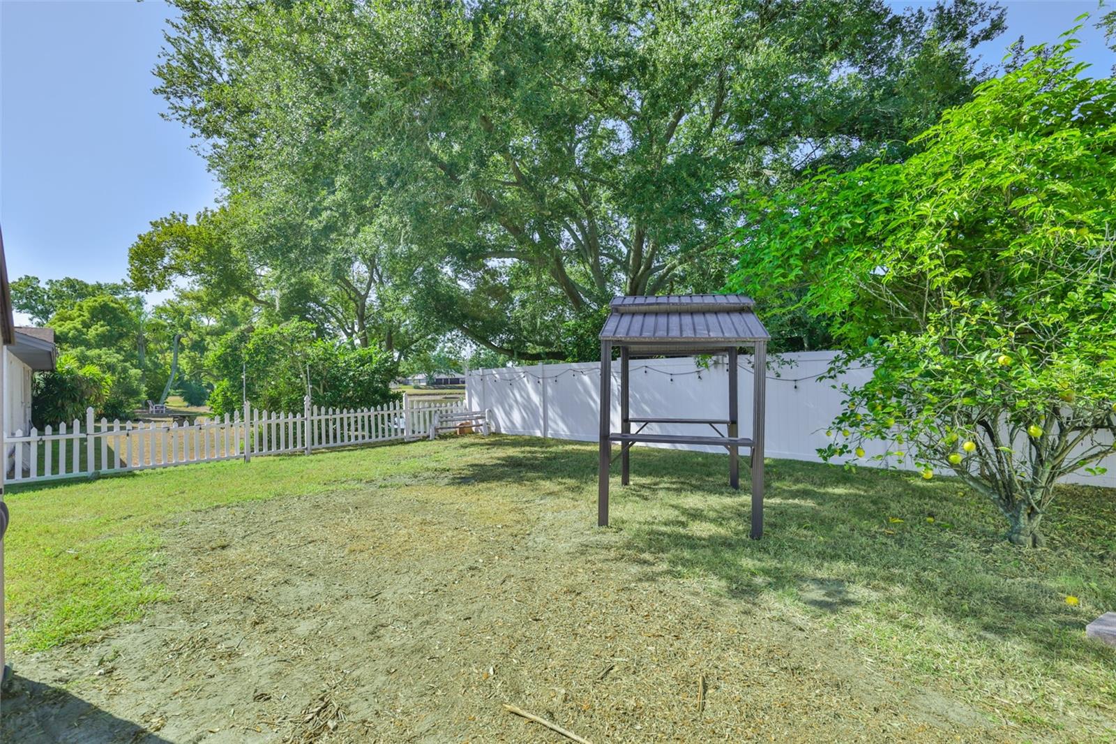 ASHLEY OAKS UNIT 2 - Residential