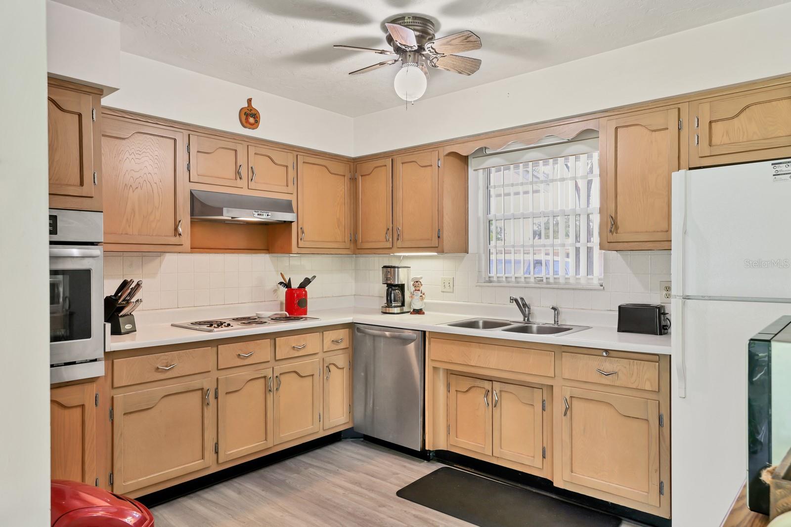GULF GATE - Residential Lease