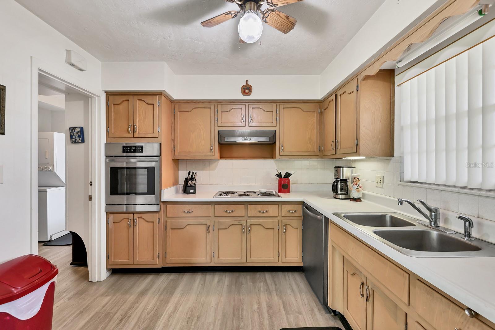GULF GATE - Residential Lease