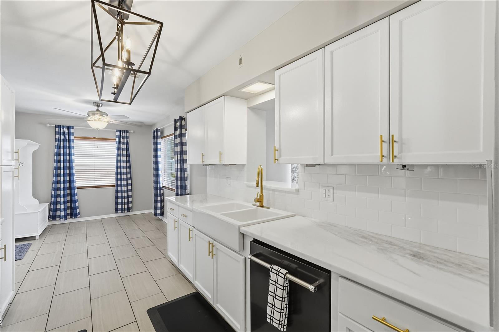 STEPHENSON MANOR - Residential