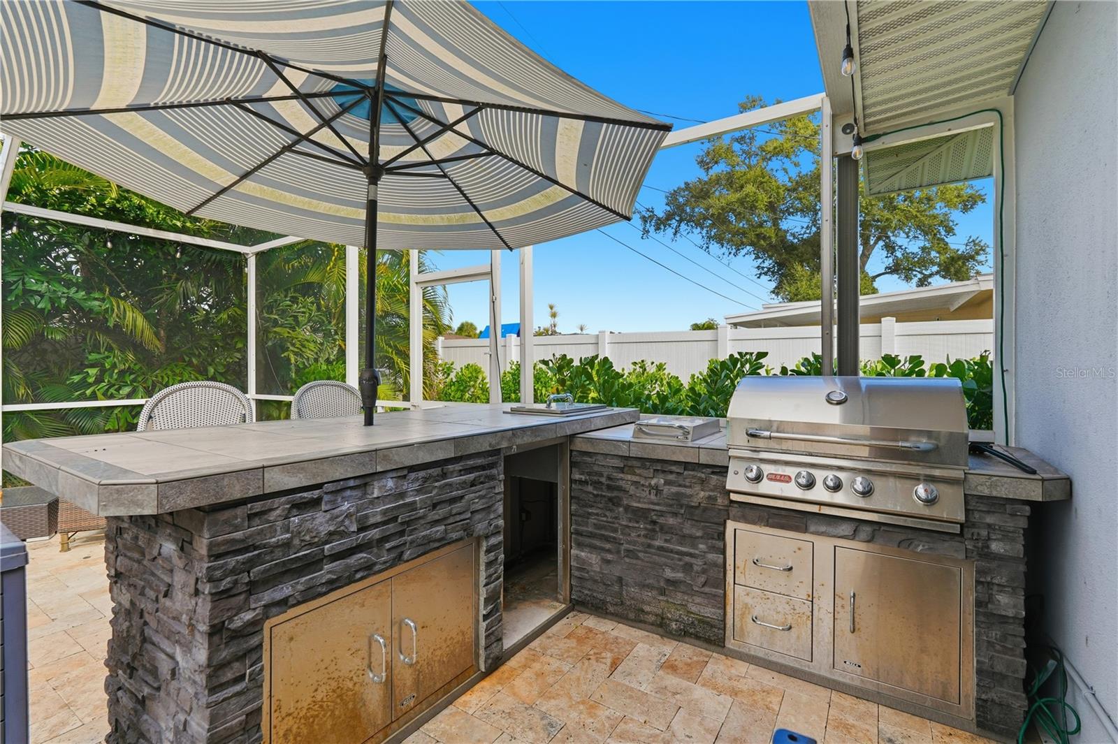 STEPHENSON MANOR - Residential