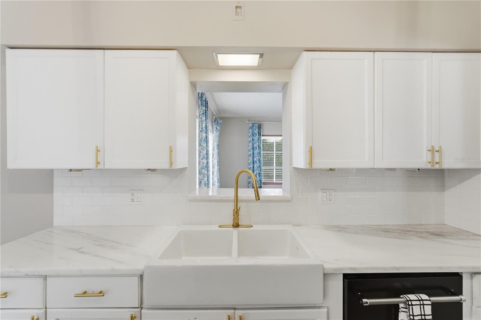 STEPHENSON MANOR - Residential