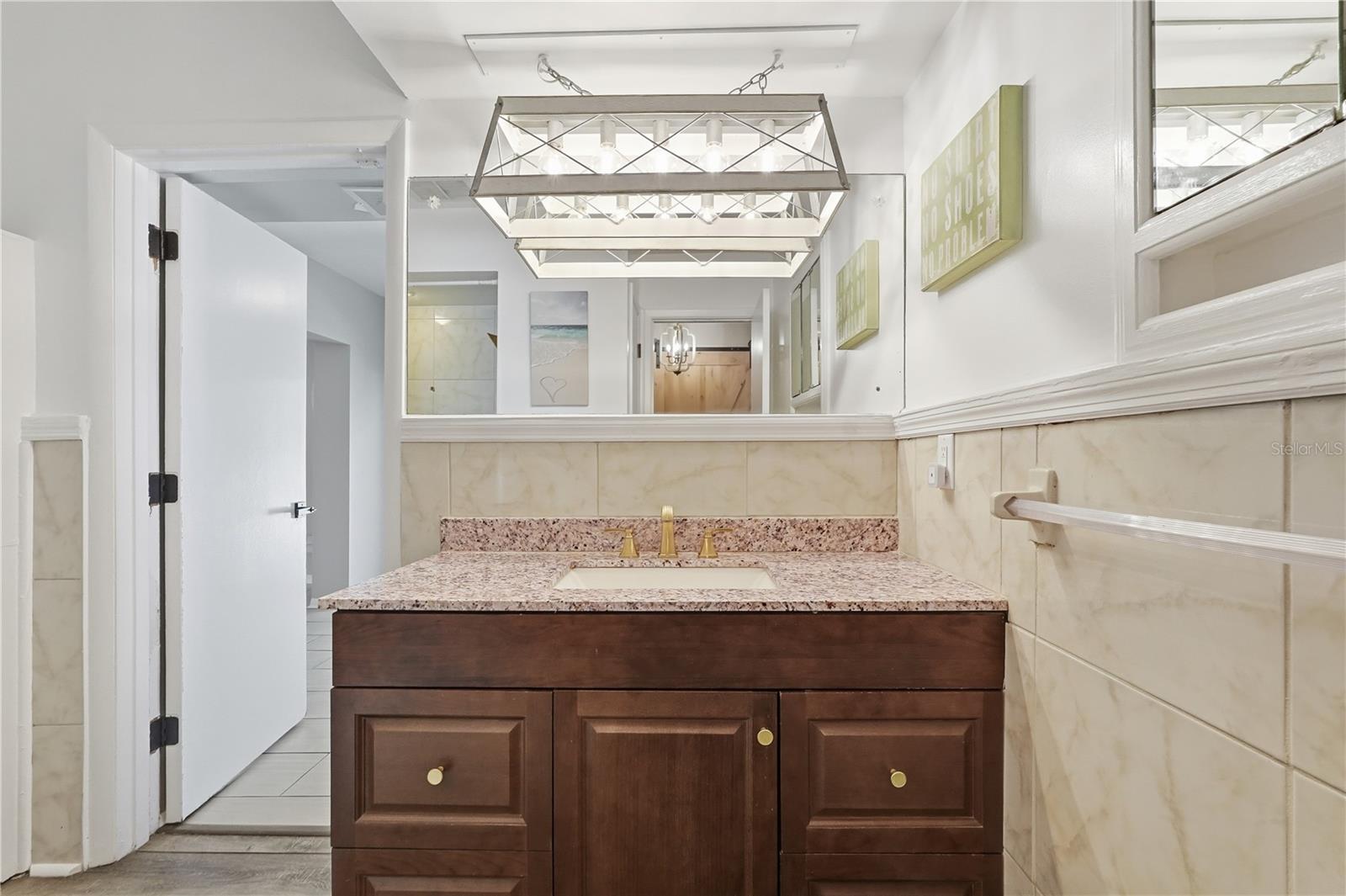 STEPHENSON MANOR - Residential