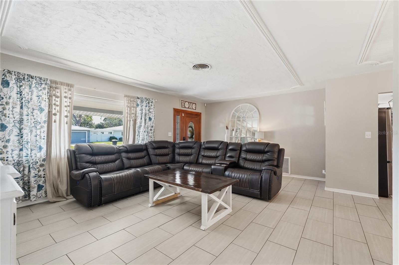 STEPHENSON MANOR - Residential