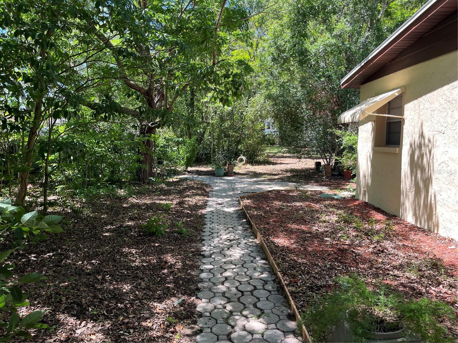 DAVENPORT - Residential