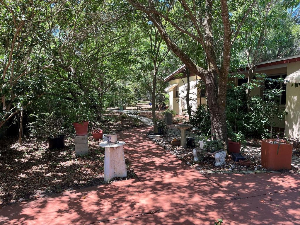 Photo of 218 E Palmetto Street, Davenport, FL 33837 (MLS # P4938471)