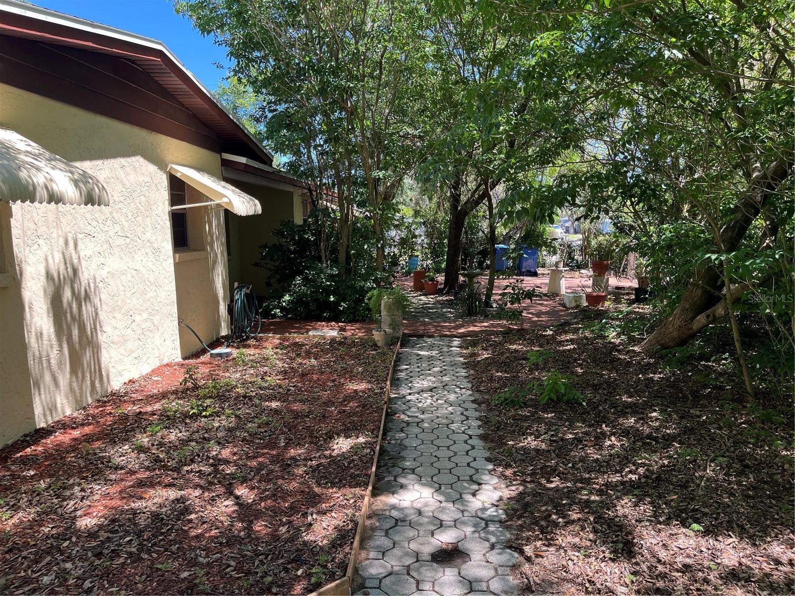 DAVENPORT - Residential