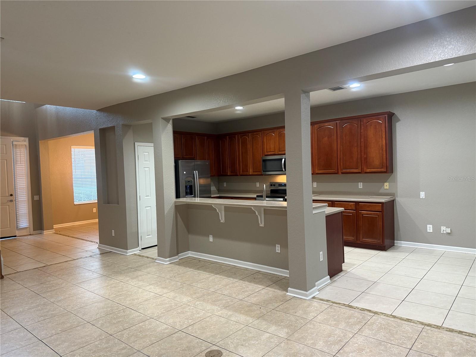 SPRING ISLE UNIT 2 - Residential Lease