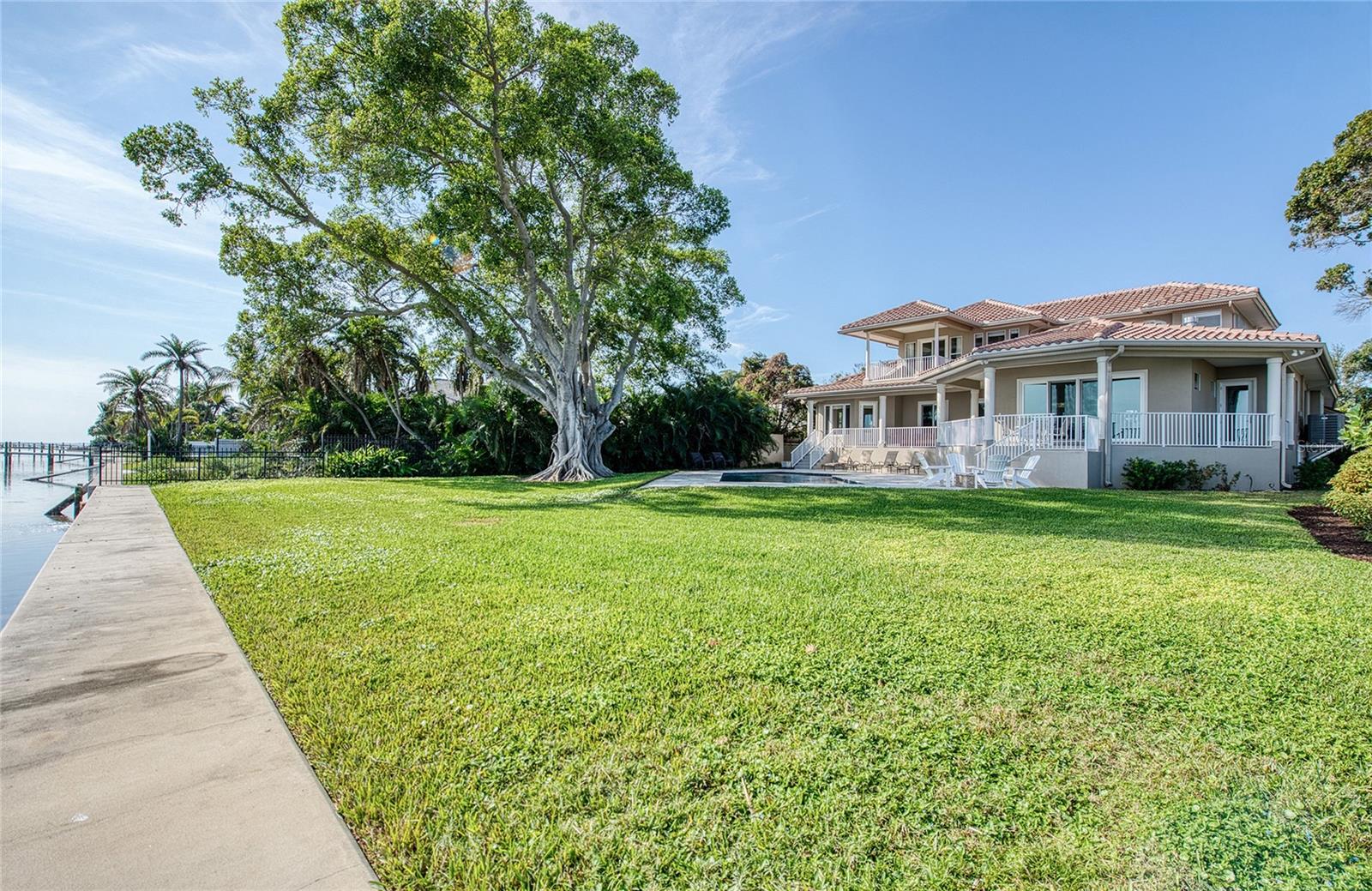 BAHAMA BEACH REP - Residential