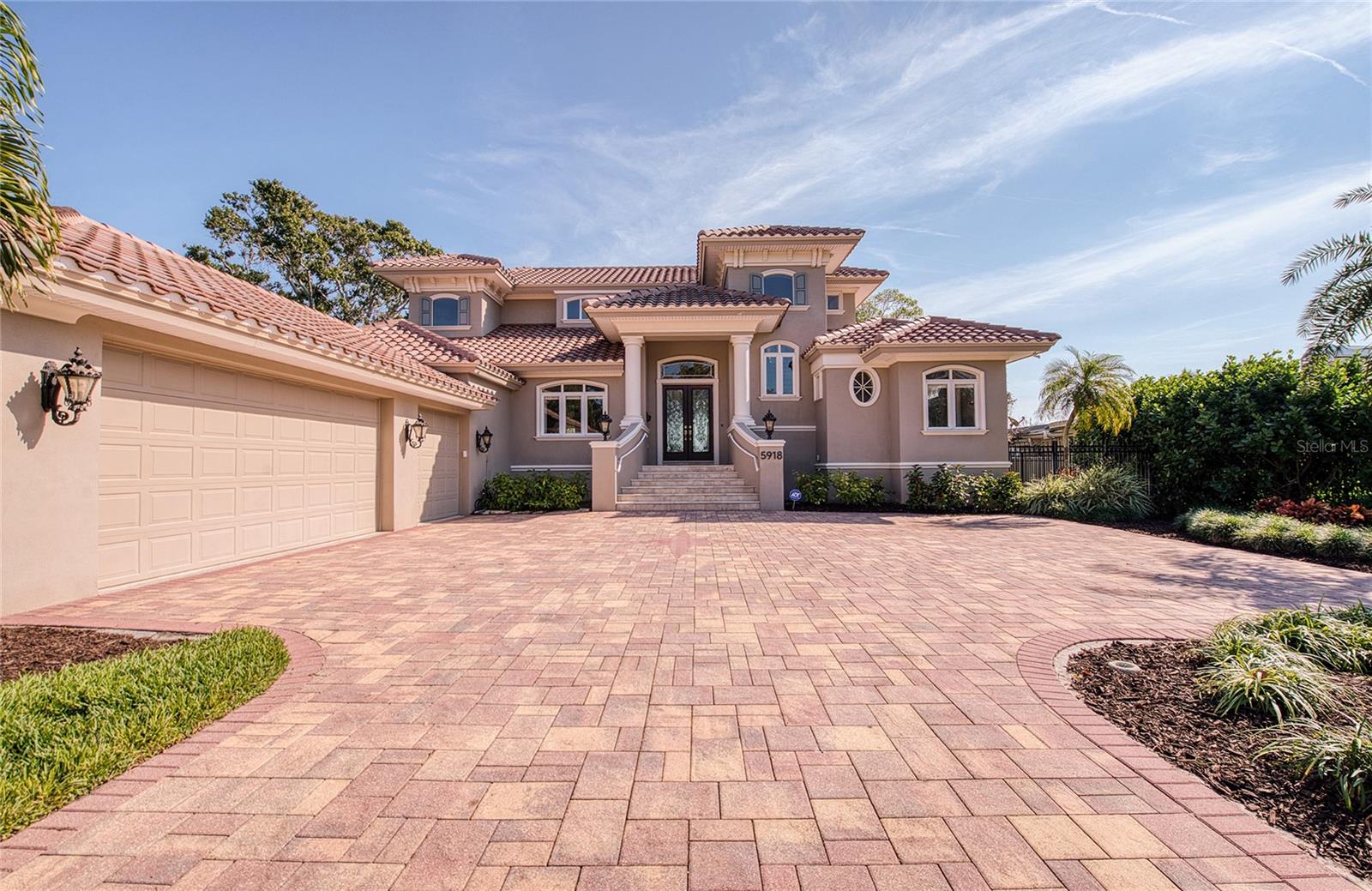 BAHAMA BEACH REP - Residential