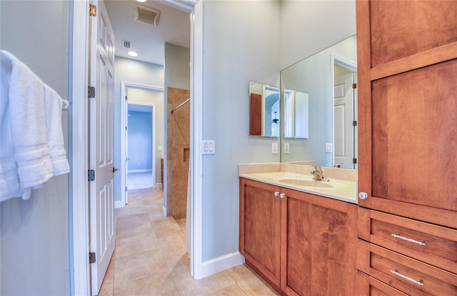 BAHAMA BEACH REP - Residential