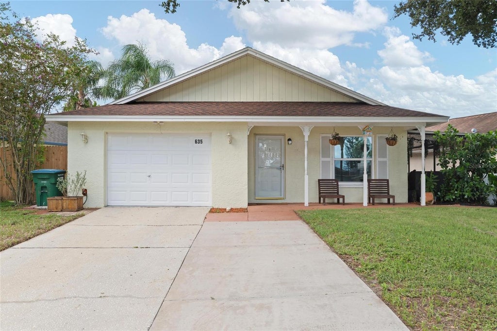 Photo of 635 Bellingham Place, Palm Harbor, FL 34684 (MLS # TB8546279)