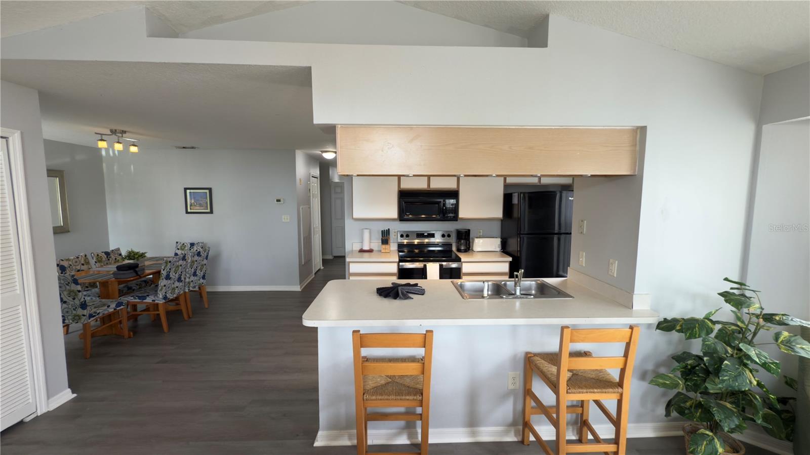 VILLAS AT ISLAND CLUB PH 5 - Residential