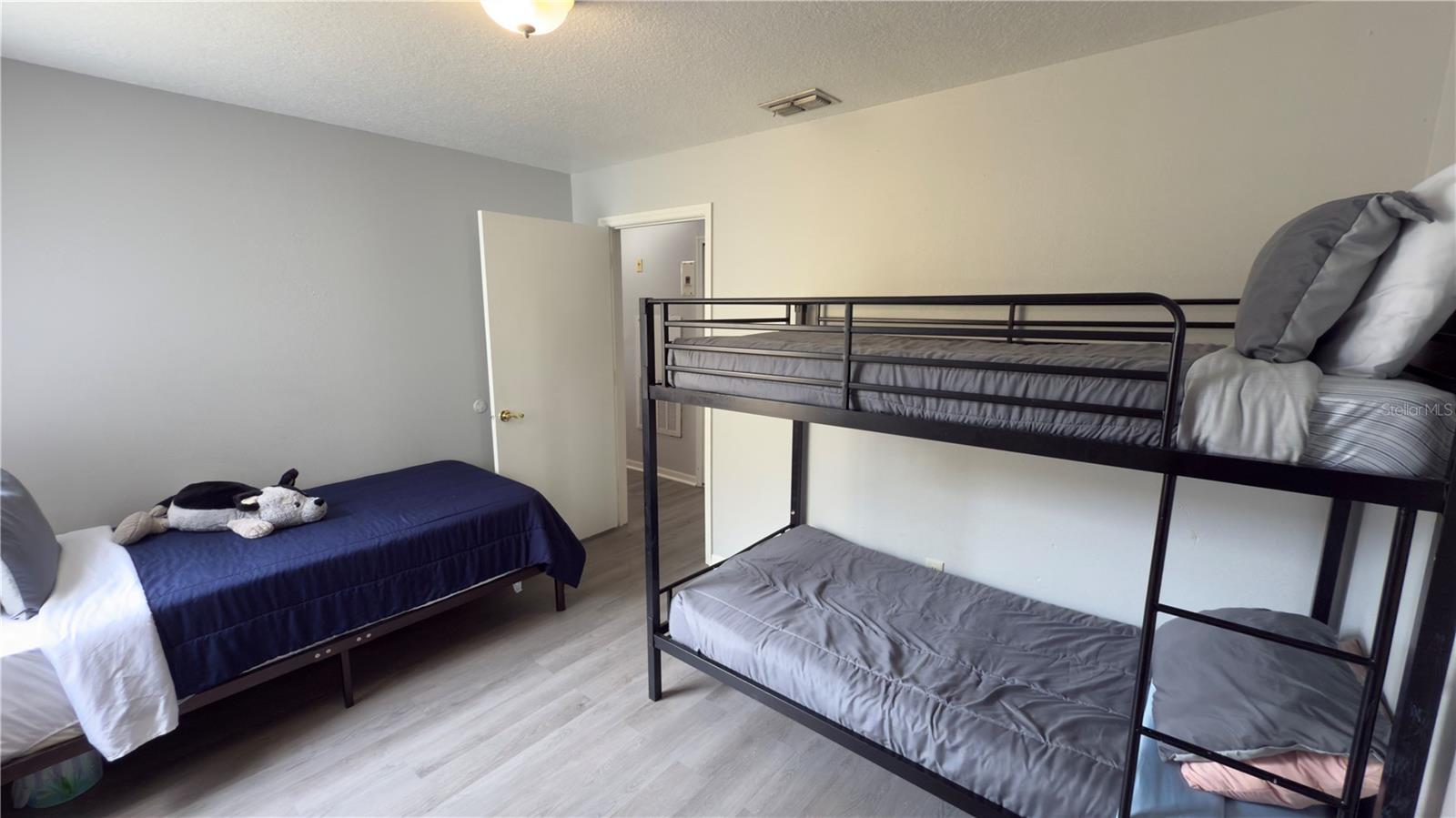 VILLAS AT ISLAND CLUB PH 5 - Residential