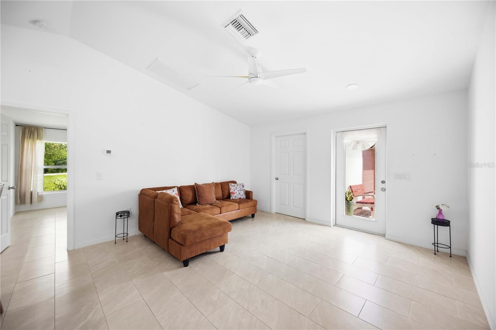11261 6TH AVENUE, PUNTA GORDA, FL, 33955 3 11261 6TH AVENUE