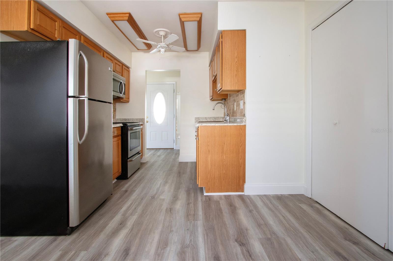 RIVER ISLES - Residential