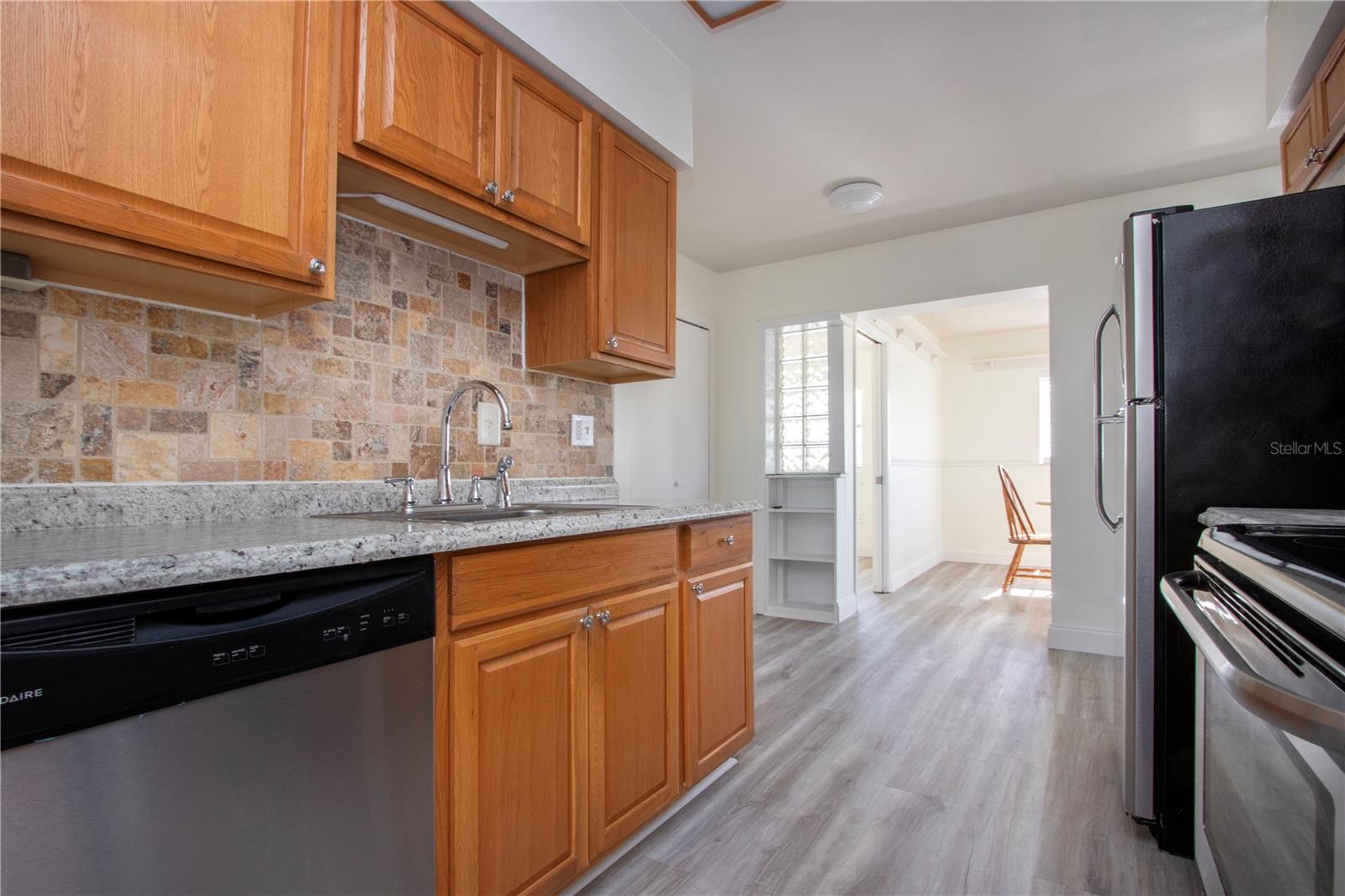 RIVER ISLES - Residential