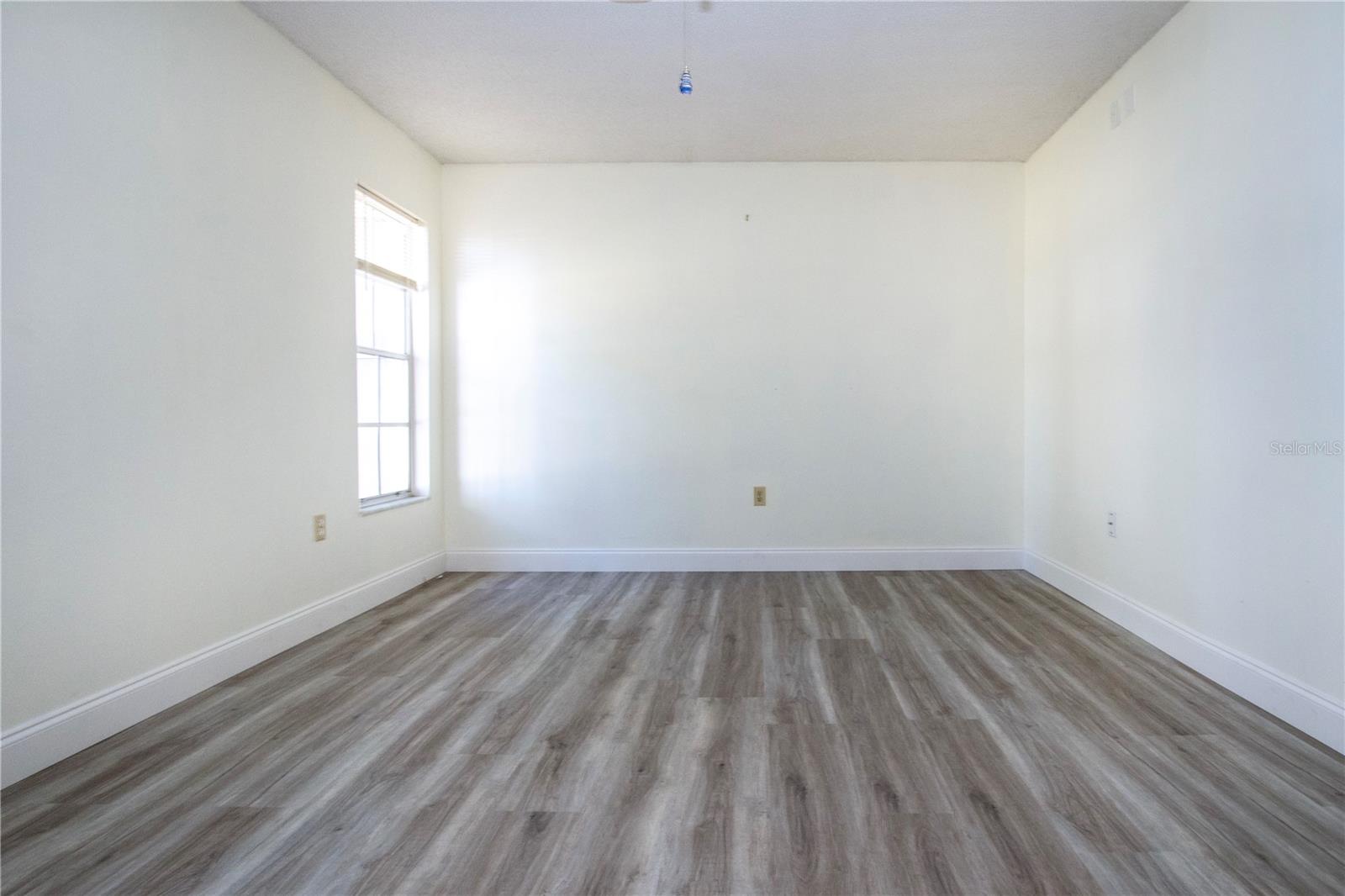 RIVER ISLES - Residential