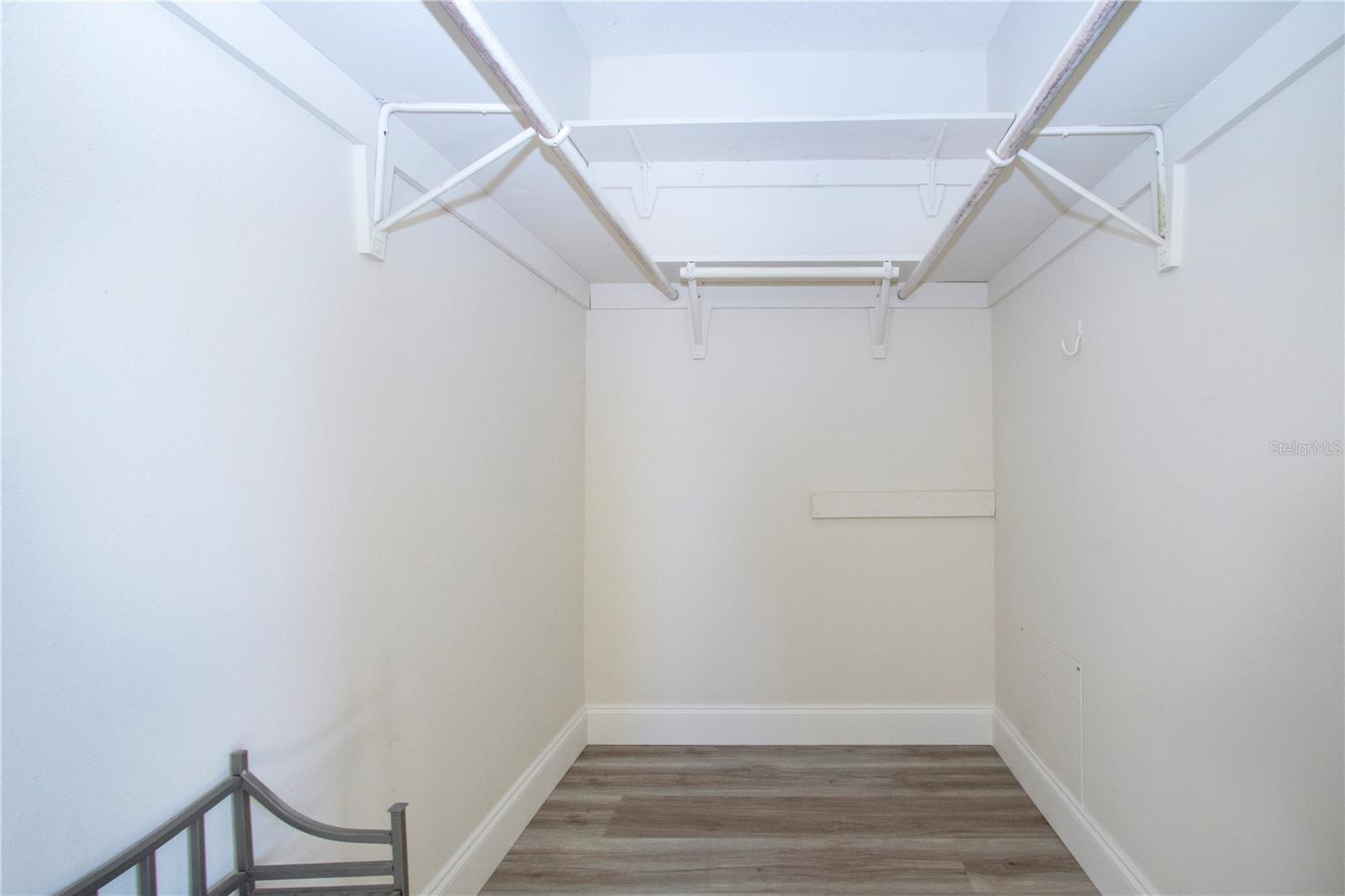 RIVER ISLES - Residential